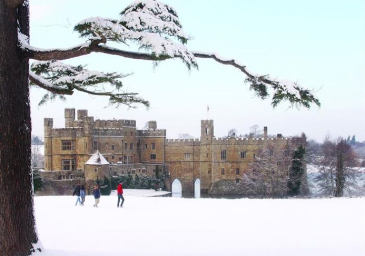 Veillée de Noël au Château de Leeds, au marché festif de Canterbury et à Greenwich, excursion au départ de Londres
