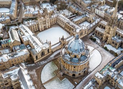 Day Trip to Oxford, Stratford-upon-Avon & Warwick Castle on Boxing Day, a day trip from London