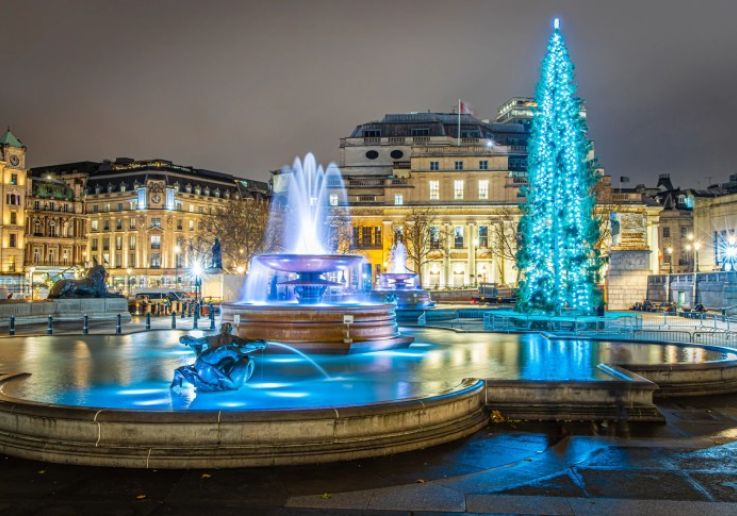 Londres iluminado durante el recorrido nocturno del 24 de diciembre