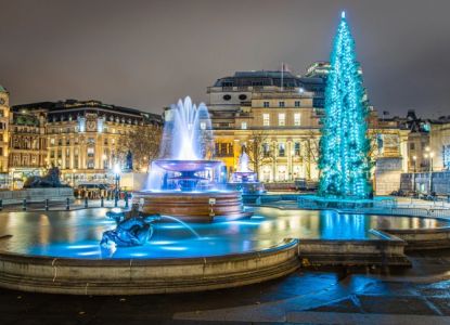 Londres iluminado durante el recorrido nocturno del 24 de diciembre