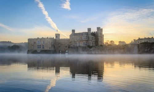 Christmas Eve Tour: Leeds Castle, Canterbury Market & Greenwich