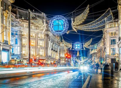 Lumières de Noël au-dessus de Regent Street