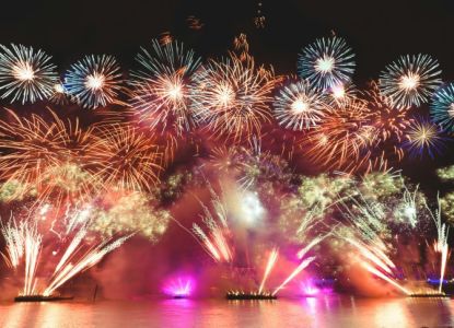 New Year’s Eve on the Thames, onboard the stationary vessel The Wellington