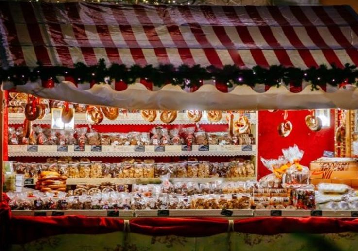 Paysages de fêtes pendant Veillée de Noël au Château de Leeds, au marché festif de Canterbury et à Greenwich