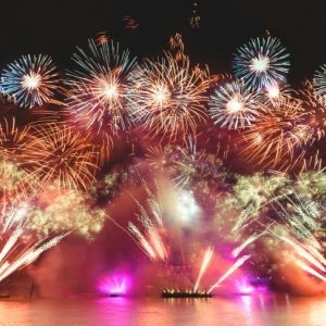 Réveillon du Nouvel An à bord du Wellington sur la Tamise