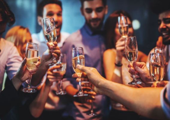 Experience the excitement and glamour of London at midnight